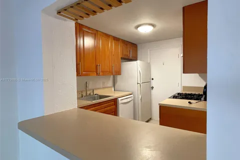 6900 N Kendall Dr # A107, Pinecrest FL 33156