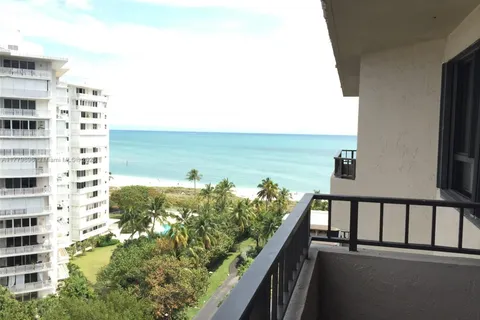 251 Crandon Blvd # 1033, Key Biscayne FL 33149