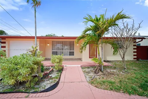 6637 Ficus Dr, Miramar FL 33023