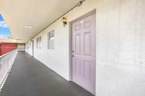 607 S State Road 7 # 2D, Margate FL 33068