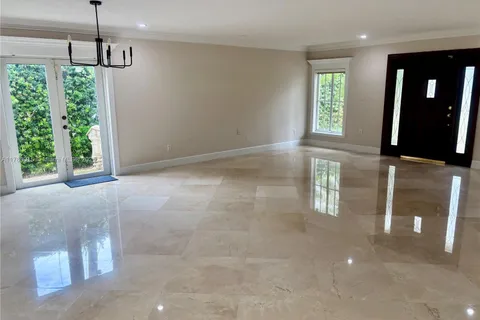 409 Catalonia Ave, Coral Gables FL 33134