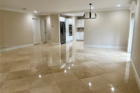 409 Catalonia Ave, Coral Gables FL 33134