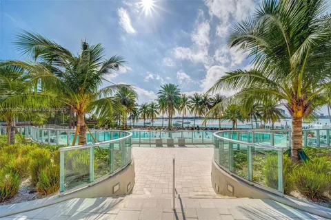 1500 Bay Rd # 0650, Miami Beach FL 33139