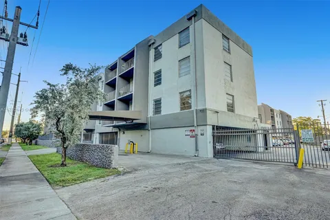 1595 NE 135th St # 342, North Miami FL 33161