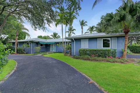 7396 SW 128th St, Pinecrest FL 33156