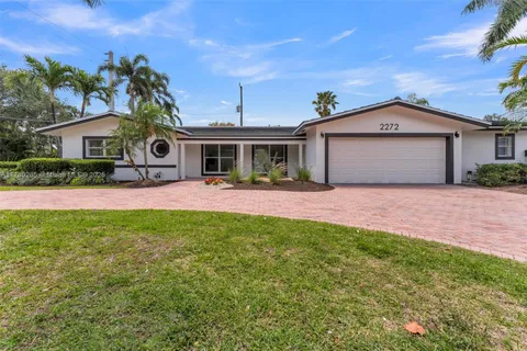 2272 NE 31st St, Lighthouse Point FL 33064