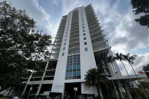 10 SW South River Dr # 812, Miami FL 33130