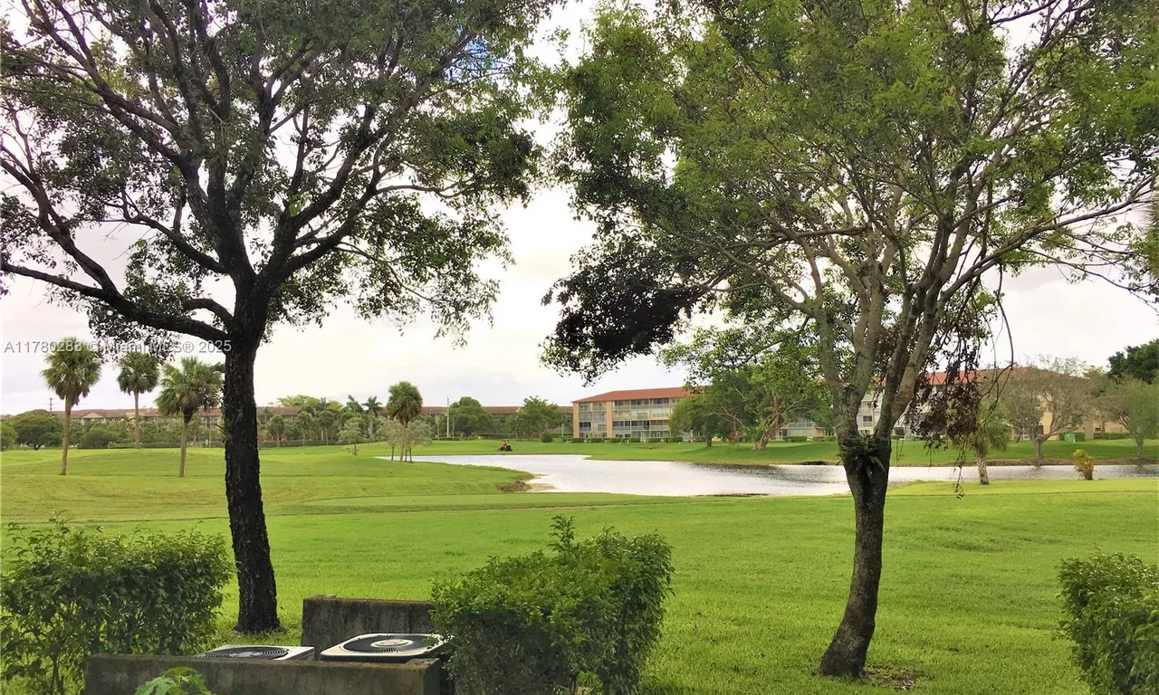 850 SW 133rd Ter # 116B, Pembroke Pines FL 33027
