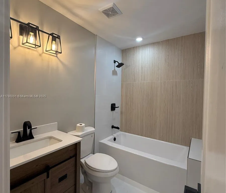 3520 SW 88th Pl # 2, Miami FL 33165