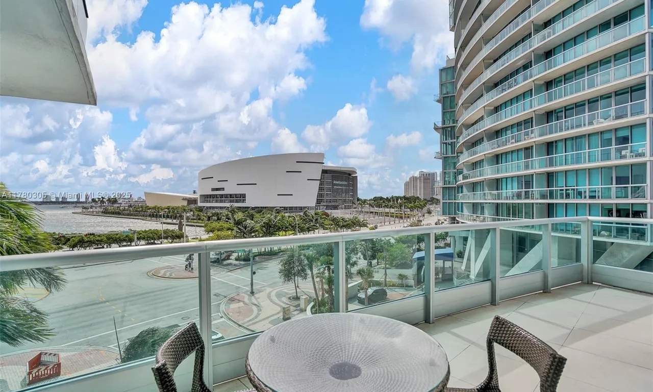 900 Biscayne Blvd # 501, Miami FL 33132