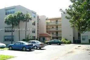 9451 Evergreen Pl # 401, Davie FL 33324