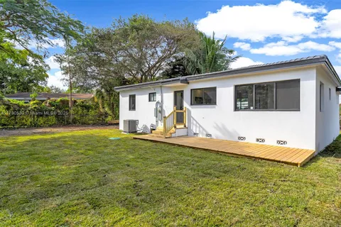 5933 SW 61st Ave # 0, South Miami FL 33143