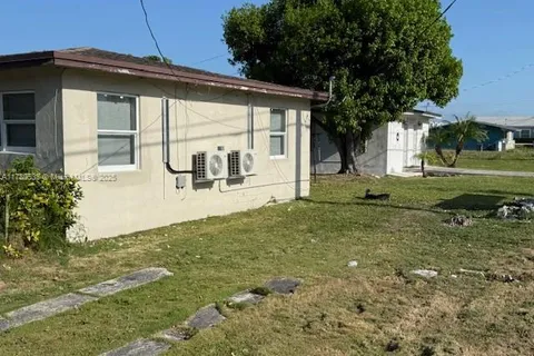 13701 SW 266th St # 13701, Homestead FL 33032