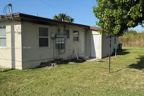 13701 SW 266th St # 13701, Homestead FL 33032