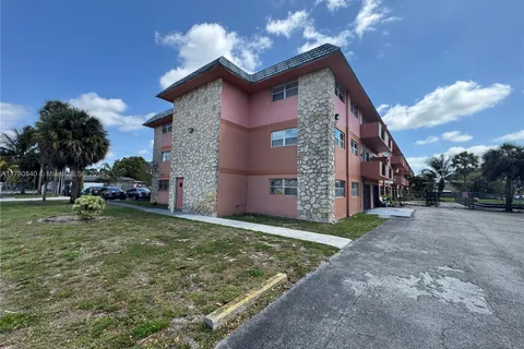 17101 NW 57th Ave # 118, Miami Gardens FL 33055