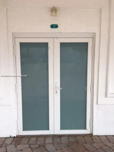 16485 Collins Ave, Sunny Isles Beach FL 33160