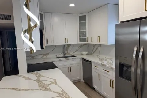 862 Flanders R # 862, Delray Beach FL 33484