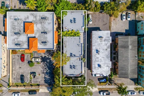 1335 SW 4th St, Miami FL 33135