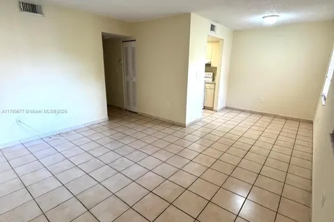 7283 W 24th Ave # 153, Hialeah FL 33016