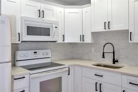 712 Division Ave # 0, West Palm Beach FL 33401