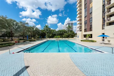 600 Biltmore Way # 1014, Coral Gables FL 33134