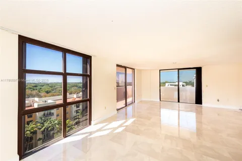 600 Biltmore Way # 1014, Coral Gables FL 33134