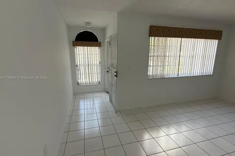 6720 NW 166th Ter # 401, Miami Lakes FL 33014