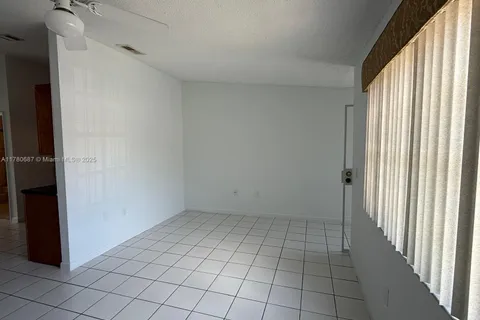 6720 NW 166th Ter # 401, Miami Lakes FL 33014