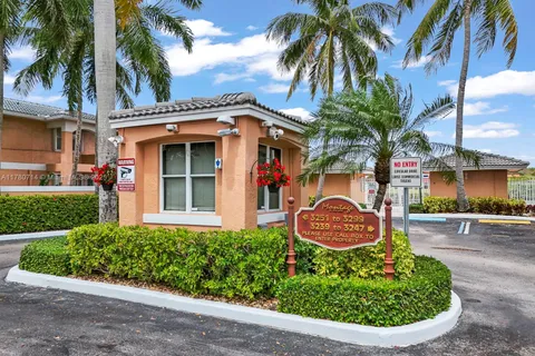 3239 NW 44th St # 6, Oakland Park FL 33309