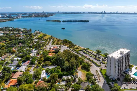 890 NE 70th St, Miami FL 33138