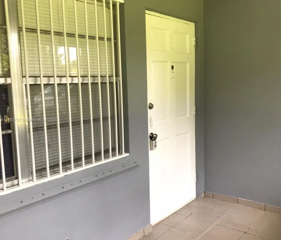 2612 Johnson St # 3, Hollywood FL 33020