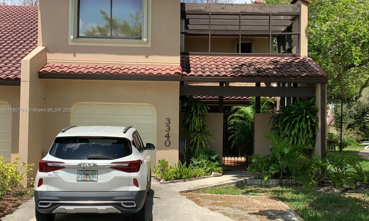 3340 Torremolinos Ave # 40, Doral FL 33178