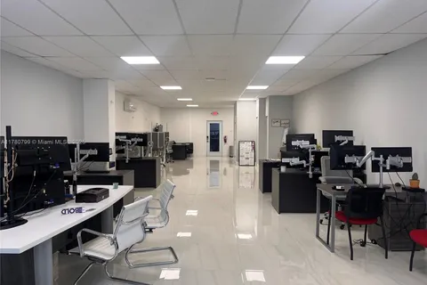 2228 SW 67th Ave, Miami FL 33155