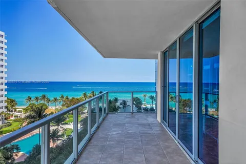 3101 S Ocean Dr # 701, Hollywood FL 33019