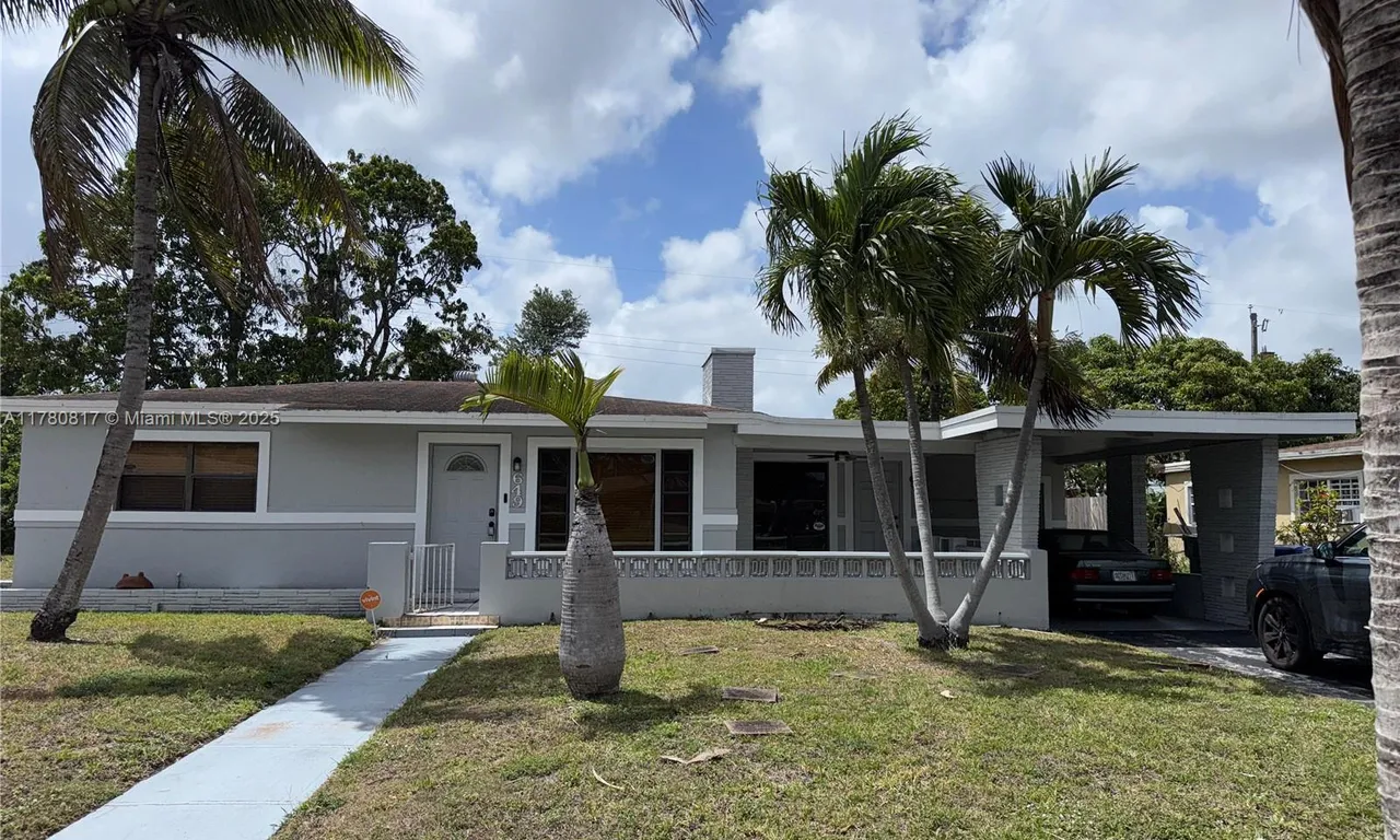 649 W Evanston Cir, Fort Lauderdale FL 33312