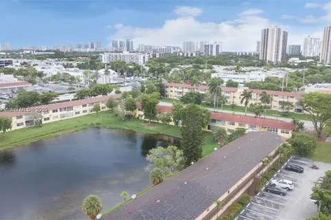 2825 NE 201st Ter # M226, Aventura FL 33180