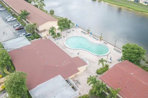 2825 NE 201st Ter # M226, Aventura FL 33180