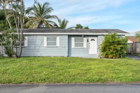 5731 SW 54th Ter, Davie FL 33314