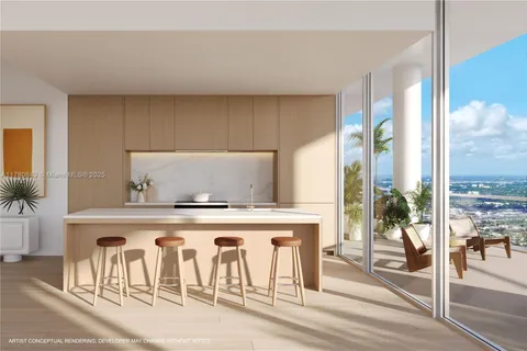 175 NE 10 Street # 56R, Miami FL 33132