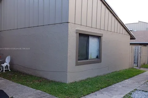 5820 NW 21st St # C, Lauderhill FL 33313