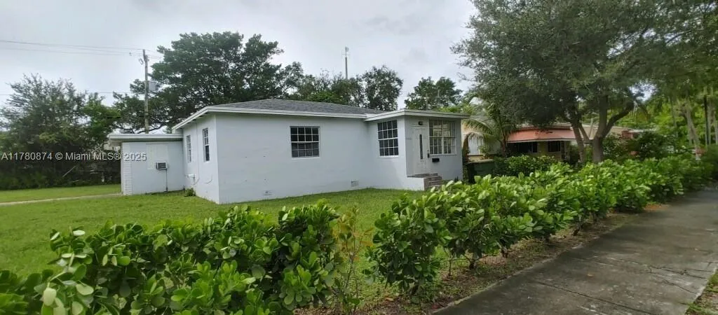 1280 NE 122nd Ter # 1, North Miami FL 33161