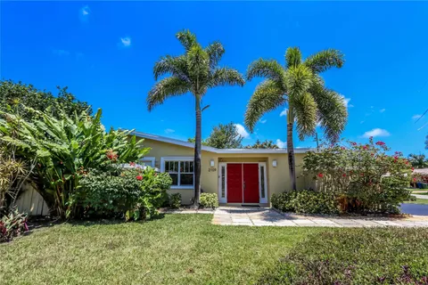 2109 NW 2nd Avenue, Wilton Manors FL 33311