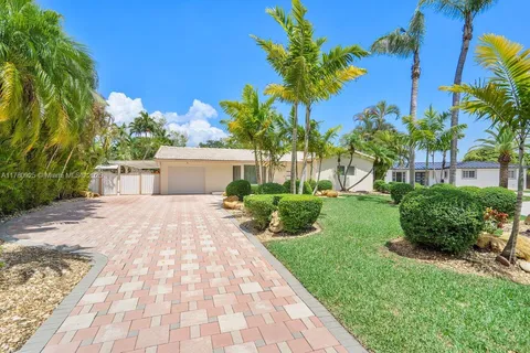 10321 SW 98 Street, Miami FL 33176