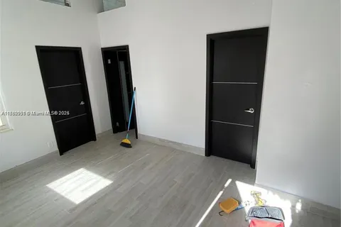 2325 Taylor St # 9, Hollywood FL 33020