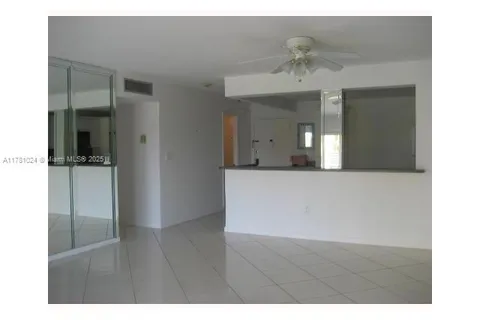 575 CRANDON BL # 303, Key Biscayne FL 33149