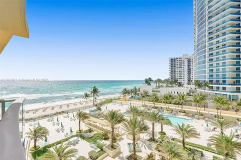 2501 S Ocean Dr, Hollywood FL 33019