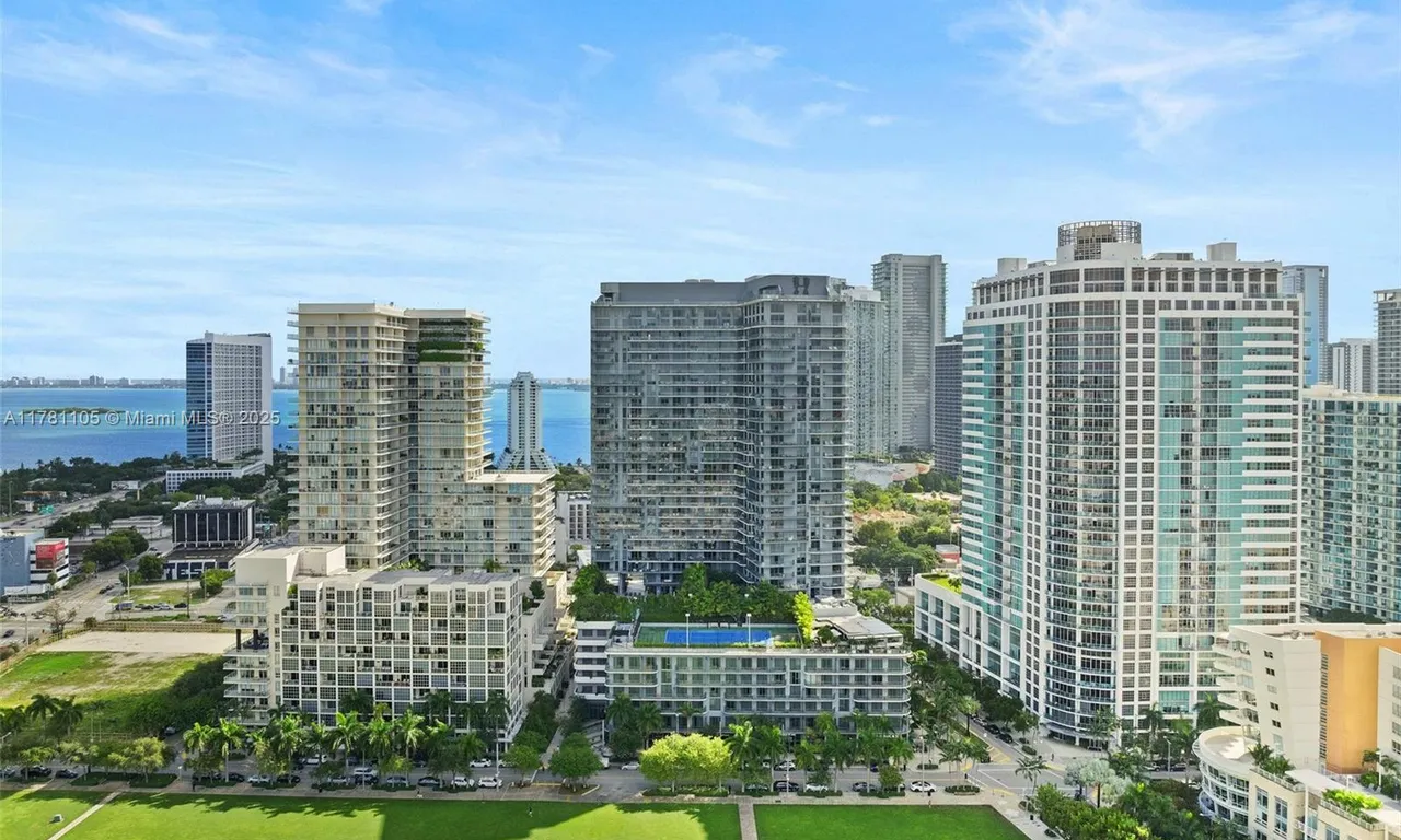 121 NE 34th St # 2314, Miami FL 33137