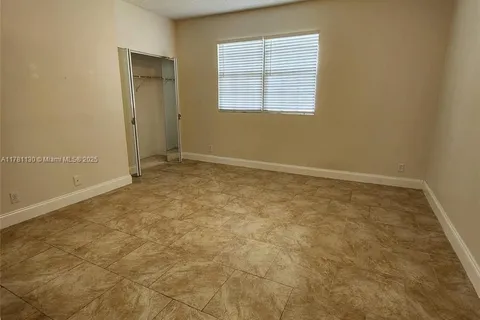1411 Sorrento Dr # 1411, Weston FL 33326