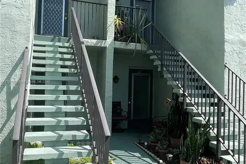 7350 NW 18th St # 205, Margate FL 33063