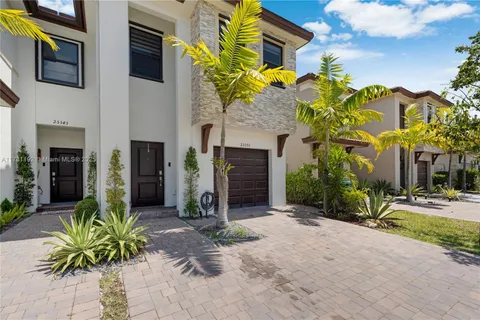 25351 SW 108th Ct, Homestead FL 33032